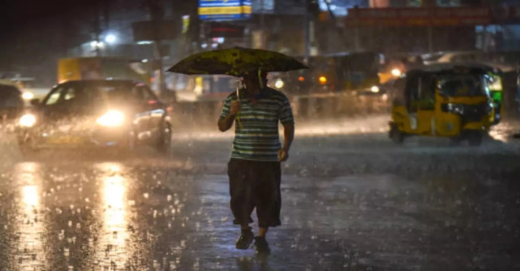 Chennai Loses 10,000 Crores Of Business Due To One Day Of Rain