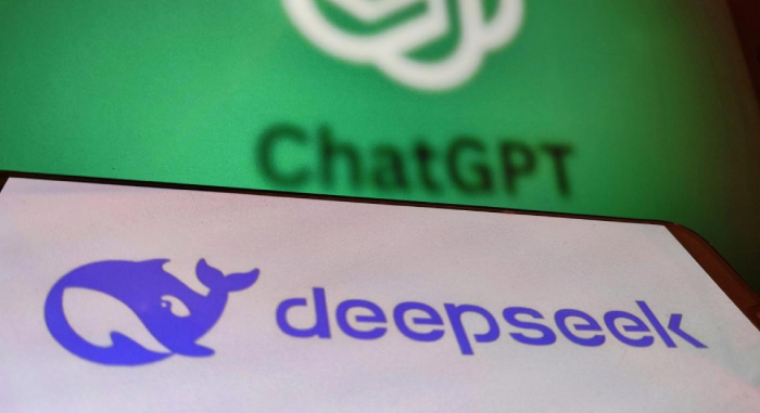 DeepSeek surpasses ChatGPT 